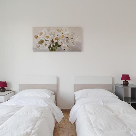 Bright&Cozy C5 Fiera Apartment Bologna Eksteriør billede